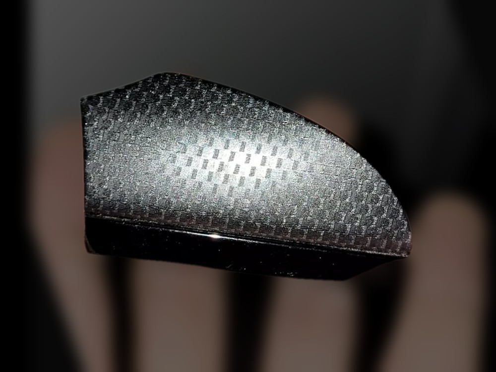 Avant le vernis : pièce au fini mat